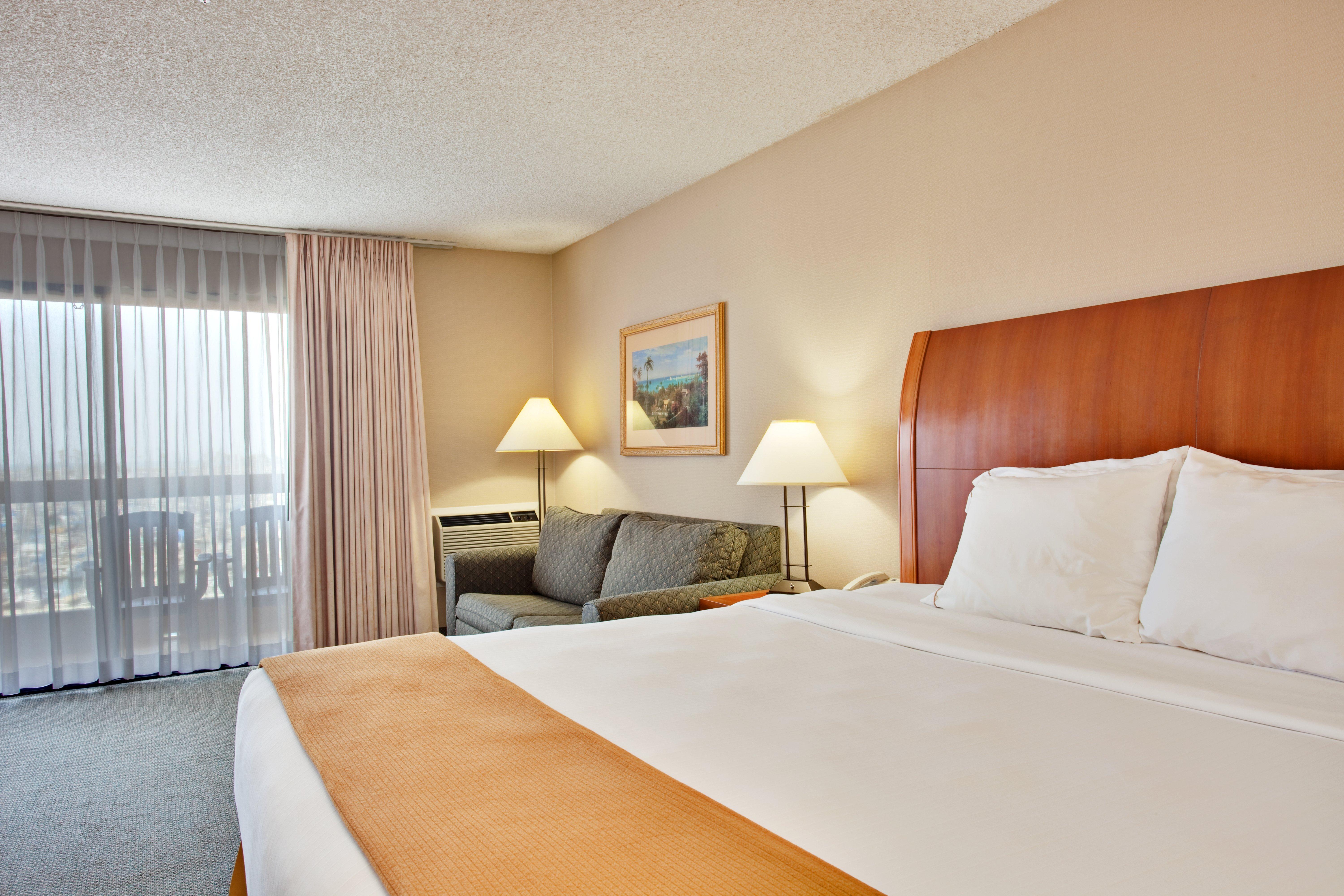 Holiday Inn Express Hotel & Suites Ventura Harbor By Ihg מראה חיצוני תמונה