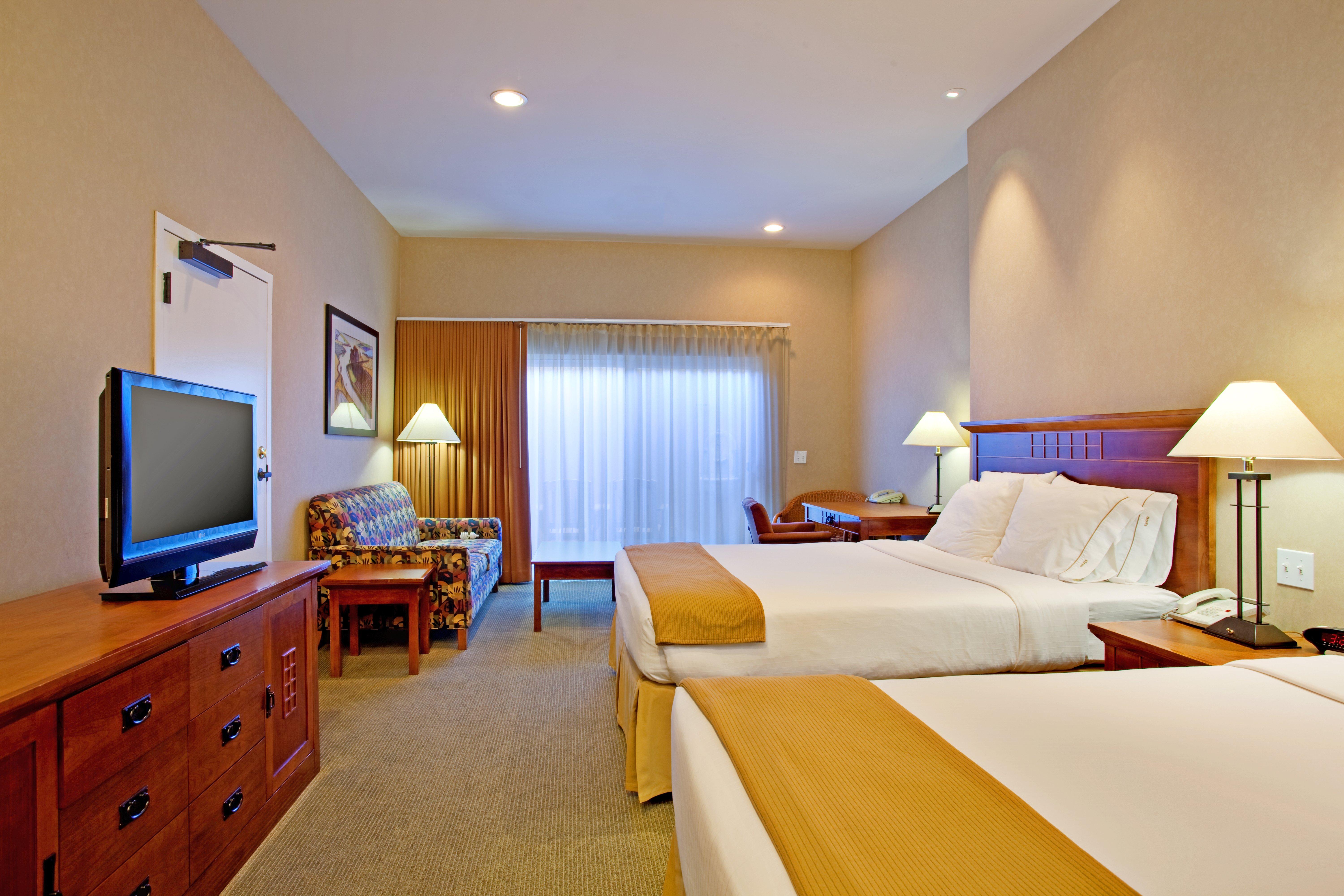 Holiday Inn Express Hotel & Suites Ventura Harbor By Ihg מראה חיצוני תמונה