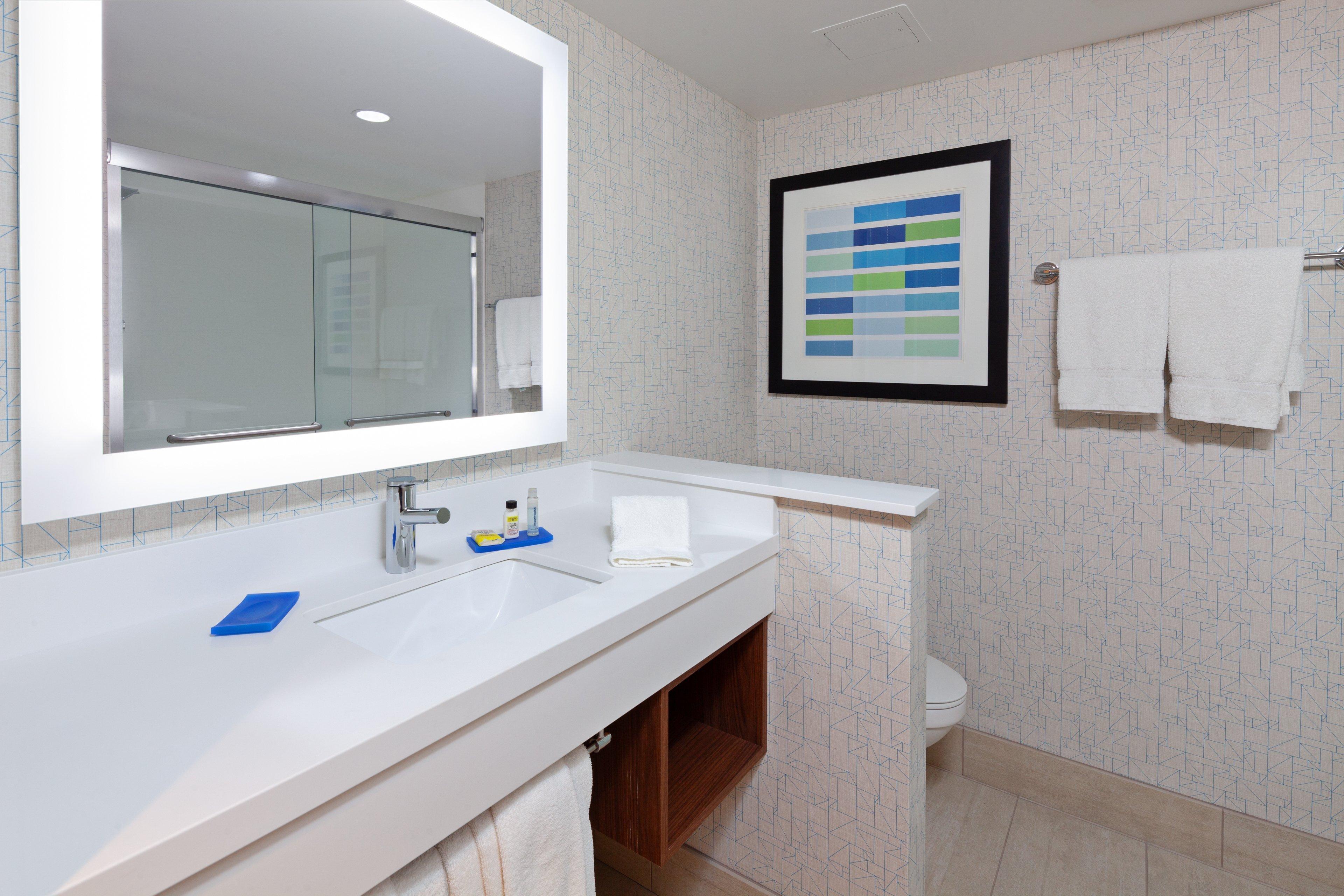 Holiday Inn Express Hotel & Suites Ventura Harbor By Ihg מראה חיצוני תמונה