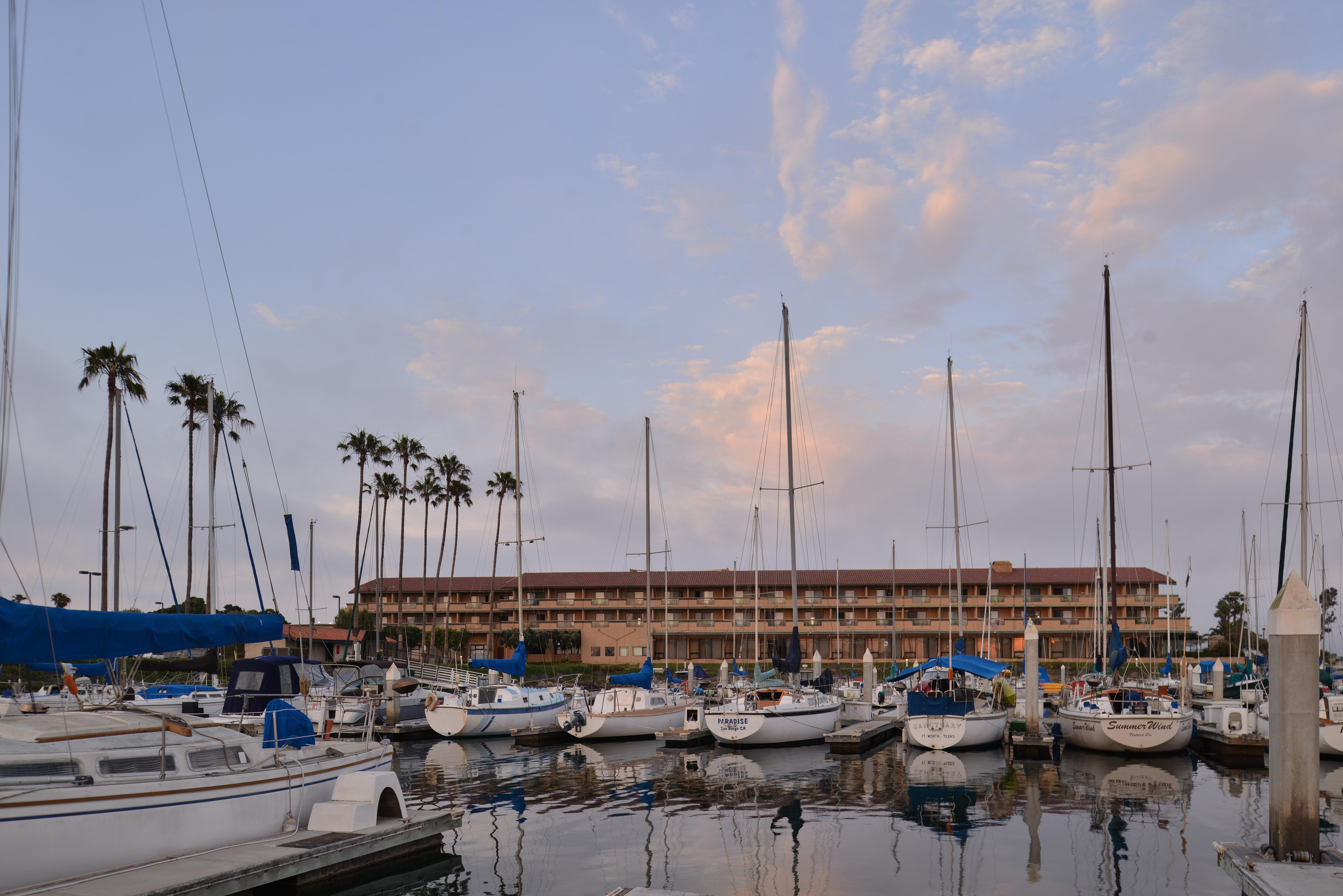 Holiday Inn Express Hotel & Suites Ventura Harbor By Ihg מראה חיצוני תמונה