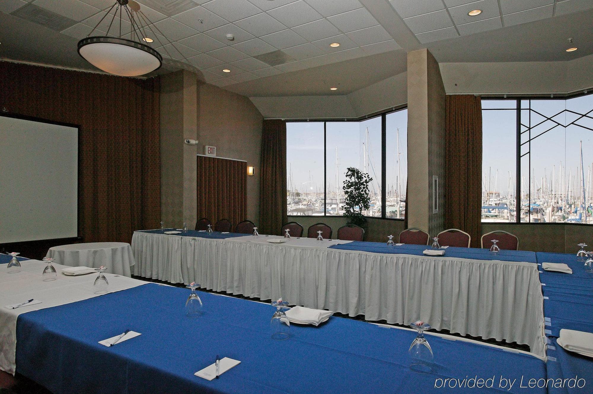 Holiday Inn Express Hotel & Suites Ventura Harbor By Ihg מתקנים תמונה
