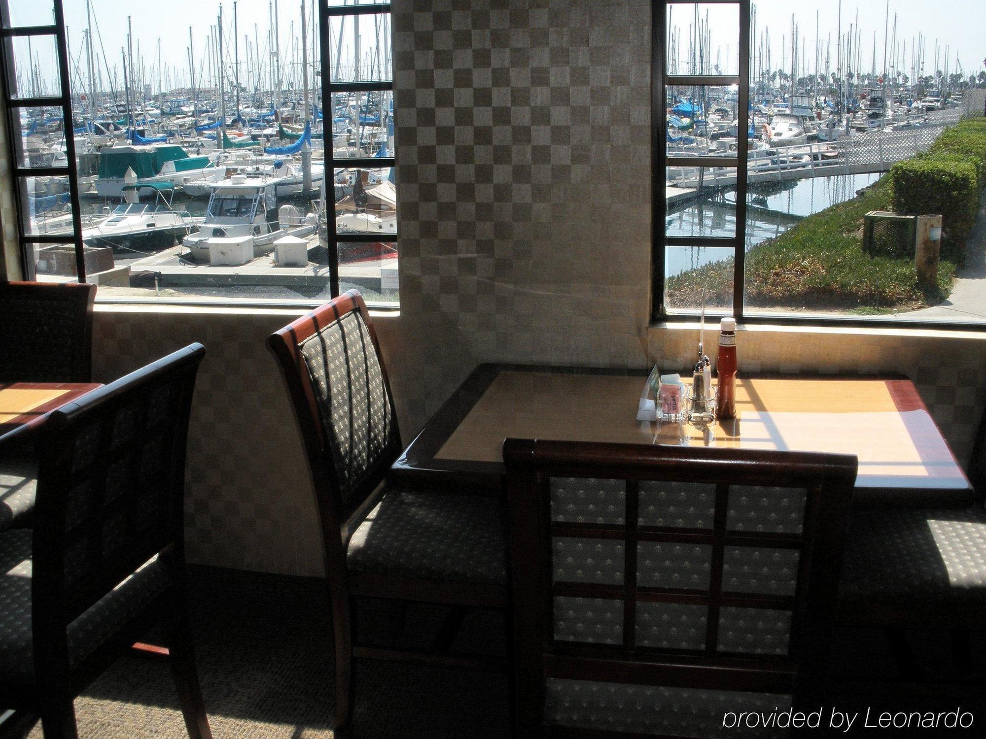 Holiday Inn Express Hotel & Suites Ventura Harbor By Ihg מראה חיצוני תמונה