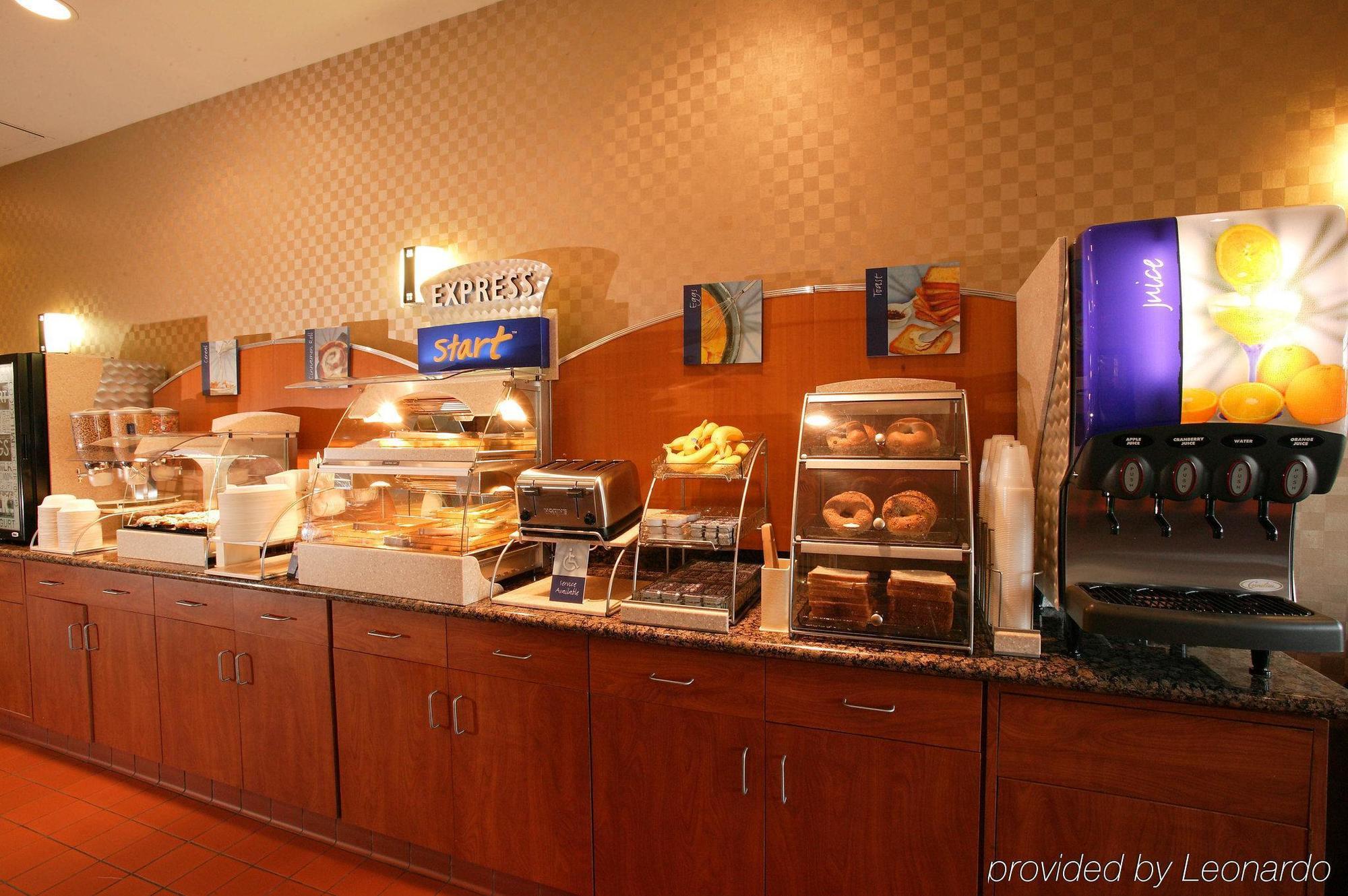Holiday Inn Express Hotel & Suites Ventura Harbor By Ihg מראה חיצוני תמונה