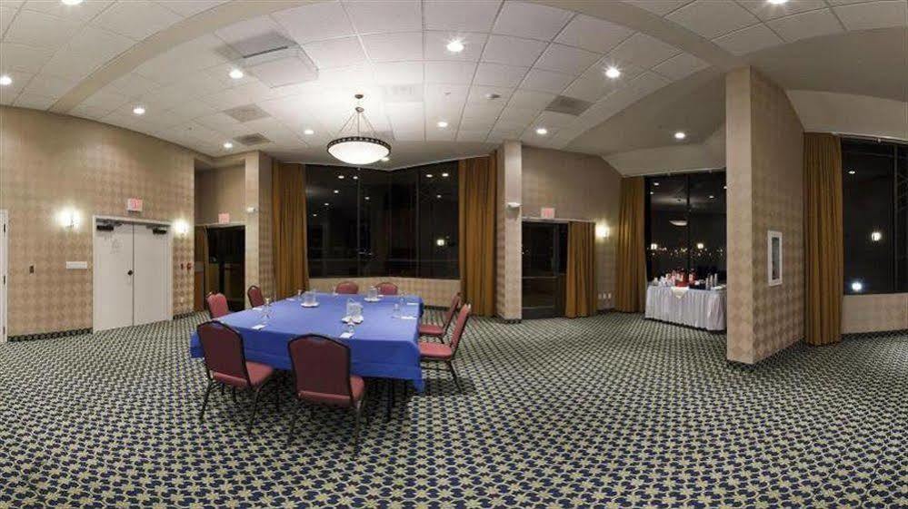 Holiday Inn Express Hotel & Suites Ventura Harbor By Ihg מראה חיצוני תמונה